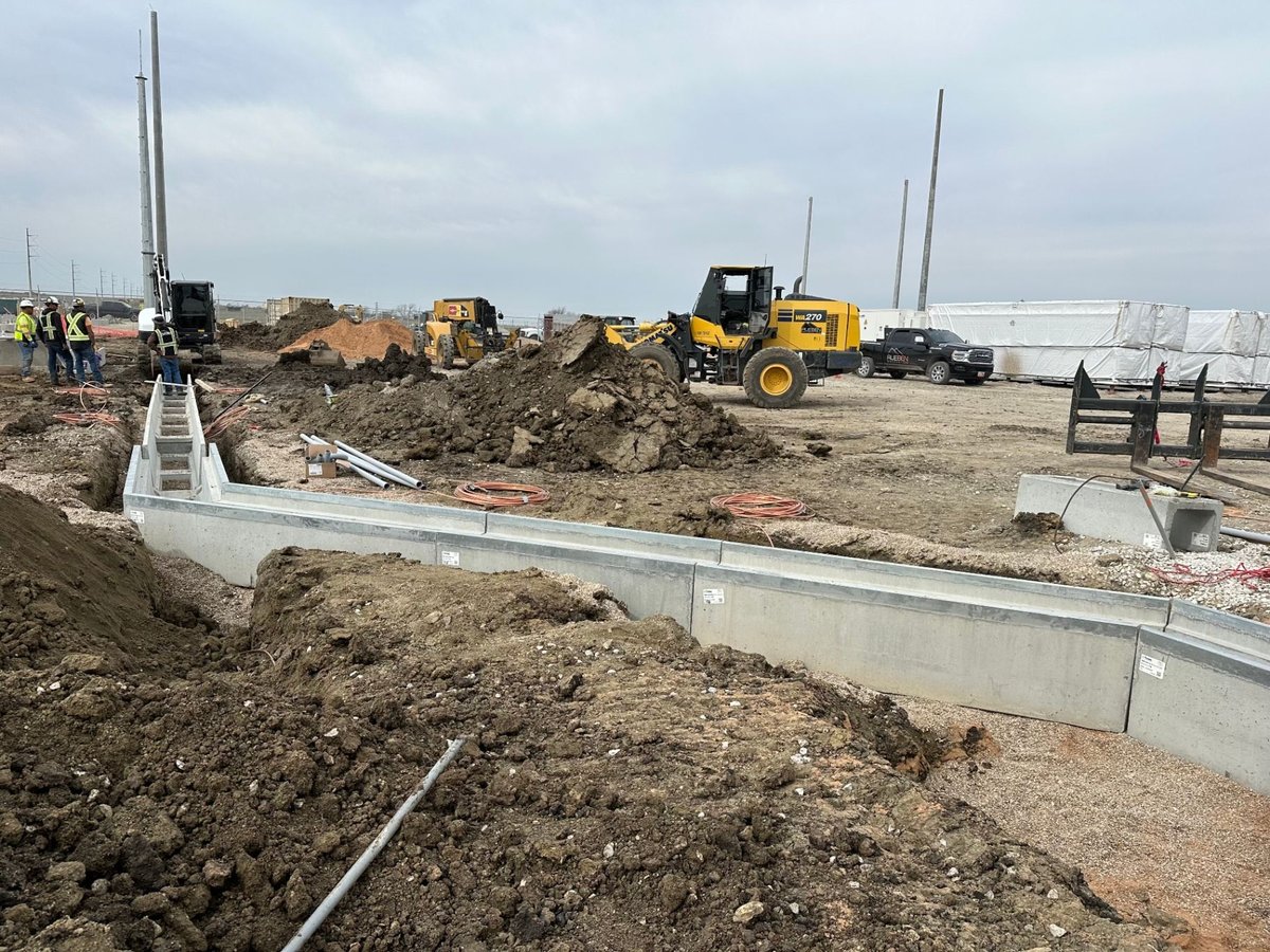 Decatur BESS Facility Duct Bank · Conduit · Grounding · Battery Hoisting & Install in Decatur, TX — detail 2